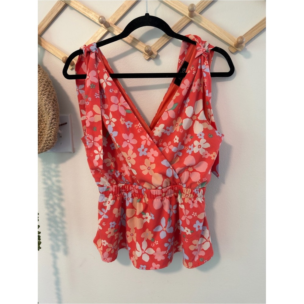 fab'rik Floral Surplice Peplum Tie Shoulder Top Medium Coral Red - Picture 3 of 8
